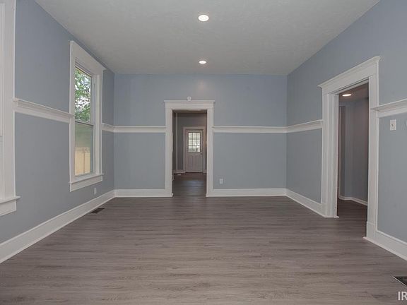 5th image of 817 Jefferson Ave