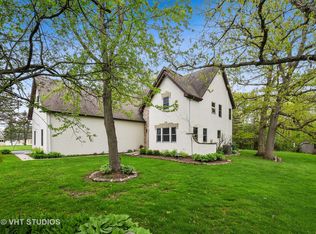26573 N Pond Shore Dr, Wauconda, IL 60084
