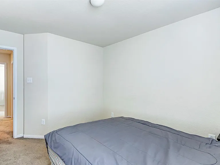 21219 Fox Hillside Way — Photo 37