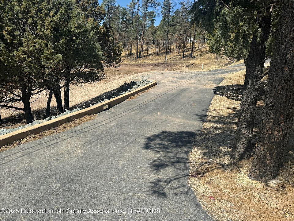 2nd image of 112 Pine Cone Ln