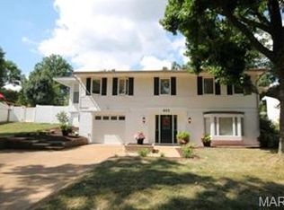 413 Wyncrest Dr, Ballwin, MO 63011