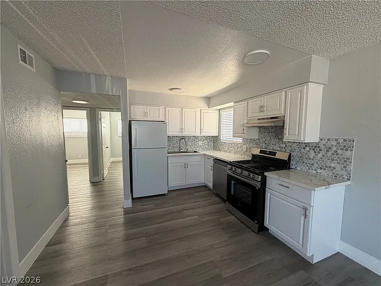 4396 Vegas Valley Dr #2 — Photo 12