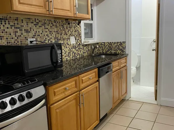 205 East 88th Street image 1 of 10