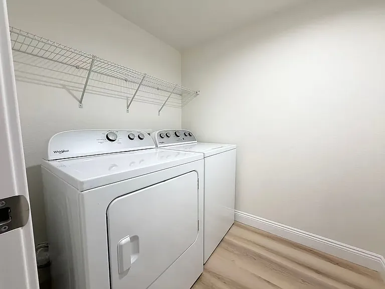2316 Chapman Hill Dr — Photo 18