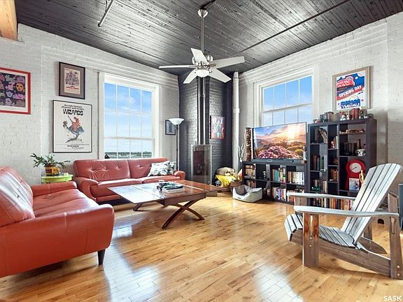 5th image of 1255 Broad St #509
