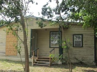 510 N South St, Mathis, TX 78368