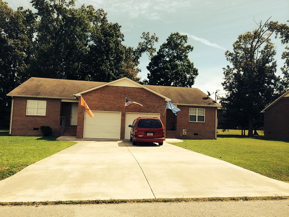 1st image of 161 Fox Creek Ct