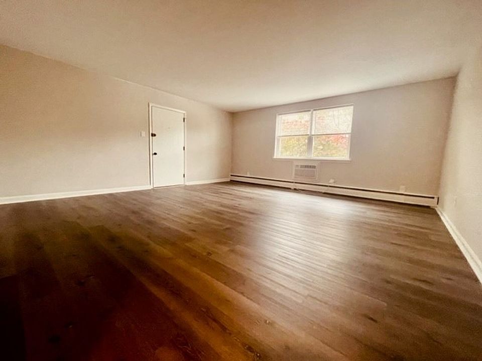 Manor House Apartment Rentals Willow Grove, PA Zillow