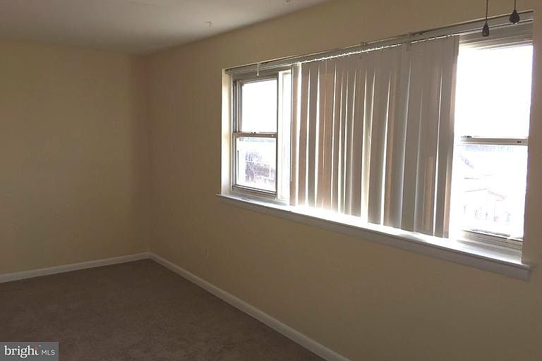 2nd image of 8204 Ditman St #2