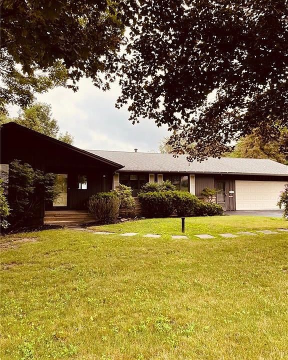 1st image of 113 Rockwood Pl