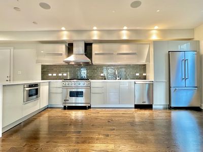 403 W 1st St UNIT 203, South Boston, MA, 02127