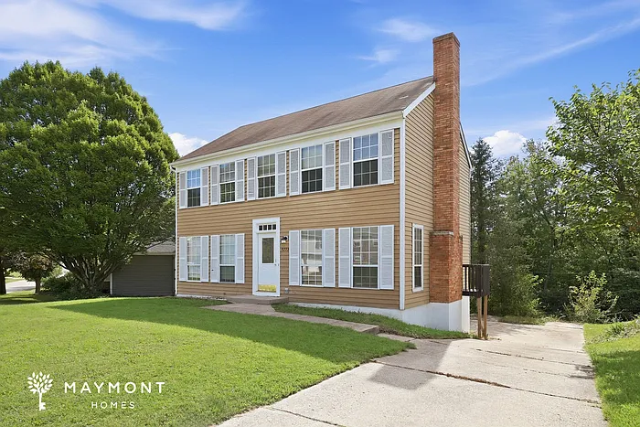 3 bed, 2.0 bath, 1767 sqft, $2,075 — Photo 1