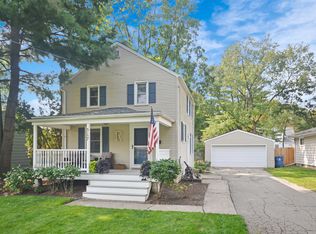 517 Jennison Ave, Kalamazoo, MI 49006