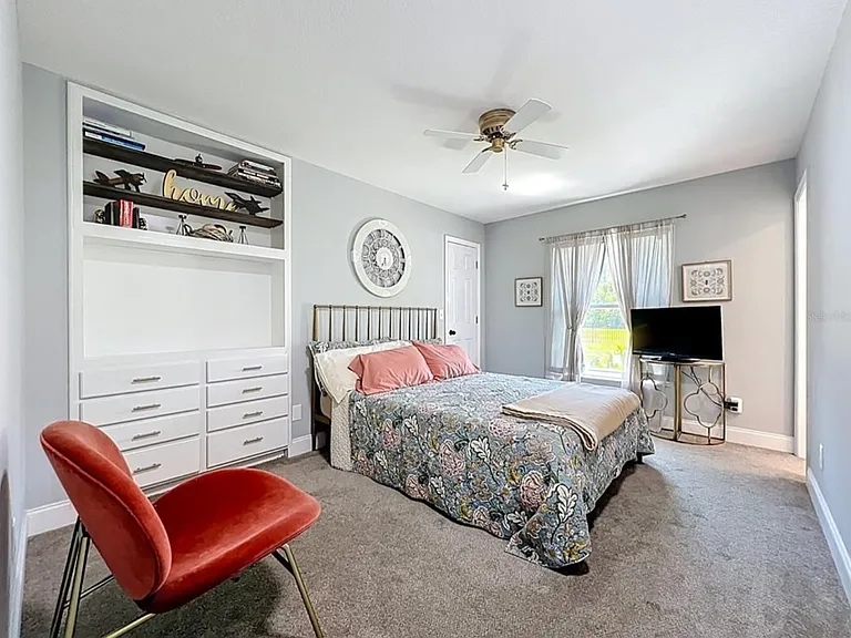 4400 Thermal Ln — Photo 28