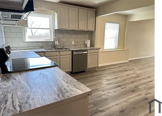 4706 Sachse Rd — Photo 9
