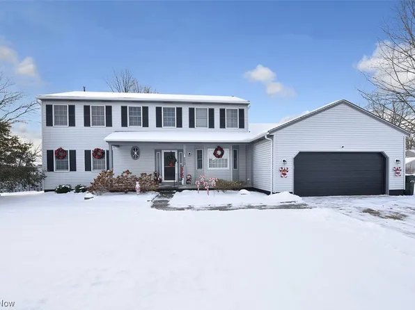 172 Loyola Dr, Elyria, OH 44035