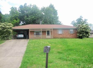 609 Cobblestone Ct, Clinton, MS 39056
