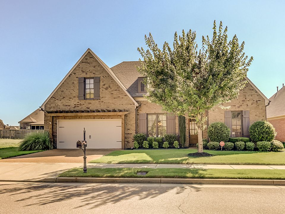 1st image of 8765 Brunswick Forest Dr