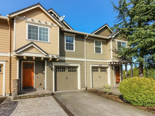 9923 SE Old Town Ct, Happy Valley, OR 97086