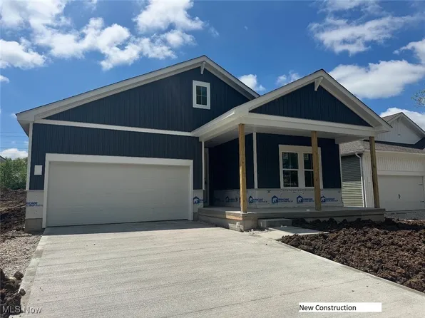 585 Wyleswood Dr, Berea, OH 44017