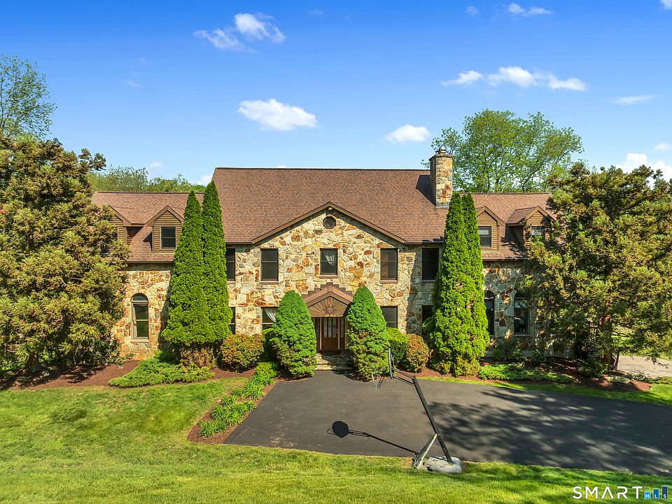 1st image of 194 Quaker Farms Road