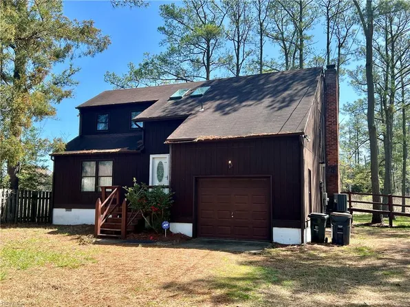 62 Rens Rd, Poquoson, VA 23662