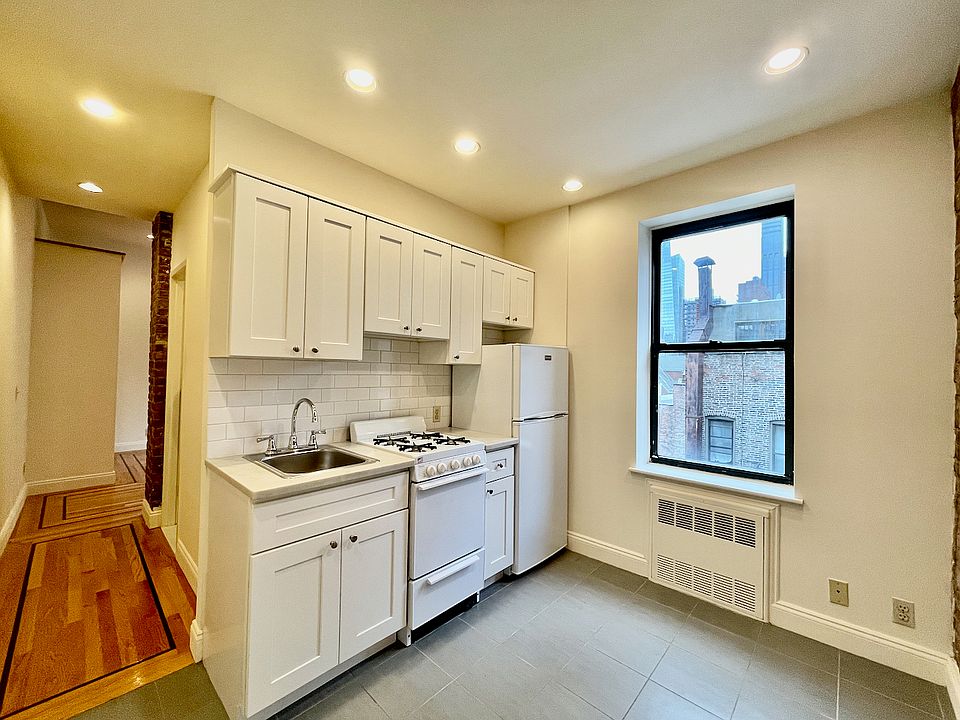 1st image of 207 E 29th St APT 24