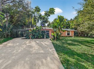 1875 5th St, Vero Beach, FL 32962