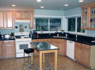 15585 SE Fairoaks Ave, Milwaukie, OR 97267