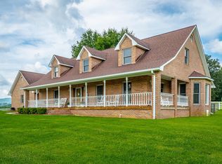 650 Bradley St, Evensville, TN 37332