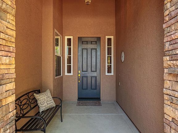 3rd image of 3657 Mira Loma Dr