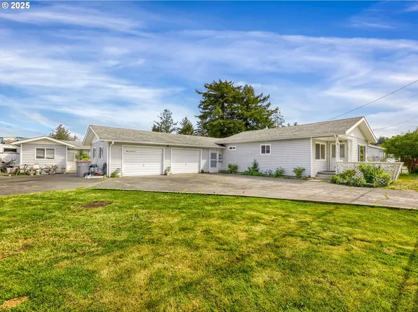 1425 SE 12th Pl, Warrenton, OR 97146