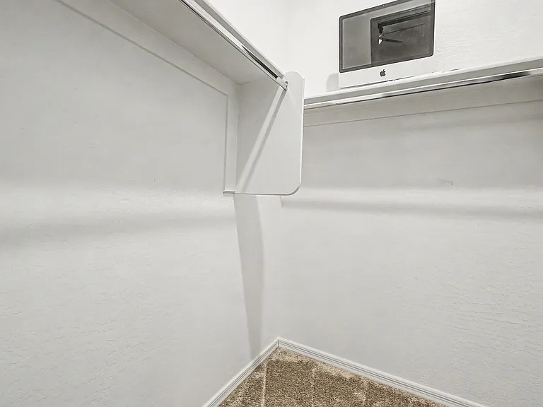 1315 W Alpine Tree Ave — Photo 22