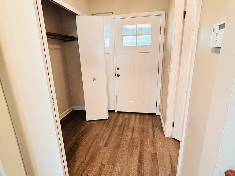 116 Regents Dr #116 — Photo 5