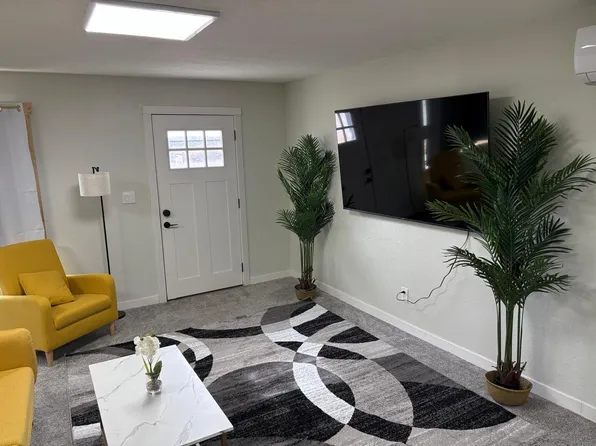 208 Us Highway 26, Lingle, WY 82223