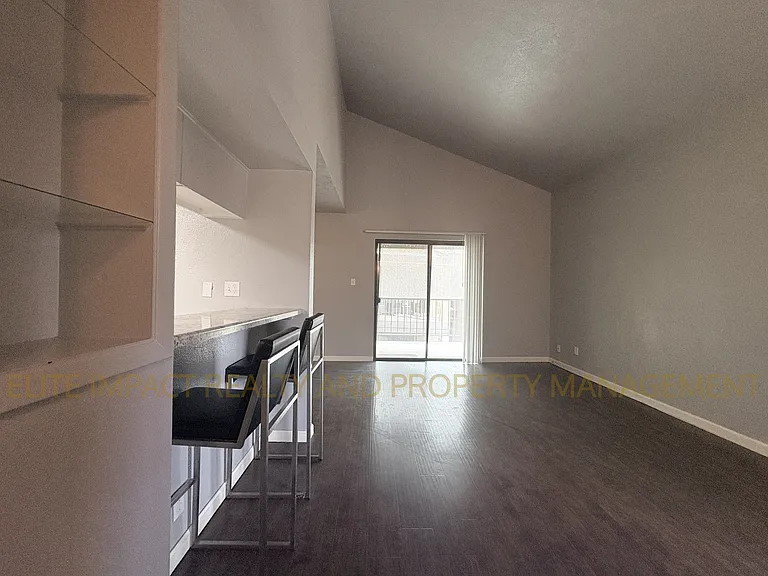 1620 N Wilmot Rd #F231 — Photo 6