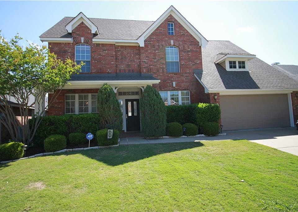 1st image of 6401 Greenbriar Ln