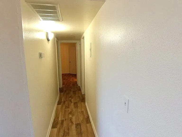 Santuario Apartments — Photo 23