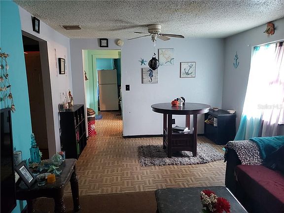 2nd image of 1110 Carlton St