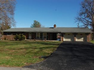 285 River View Dr, Liberty, KY