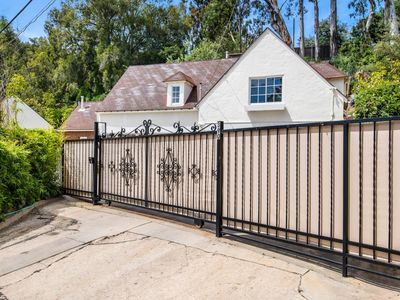 390 Glen Holly Dr, Pasadena, CA, 91105