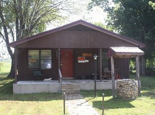 324 2nd St, Silva, MO 63964