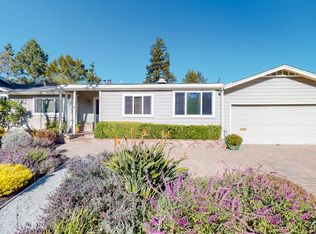 949 Round Hill Rd, Redwood City, CA 94061
