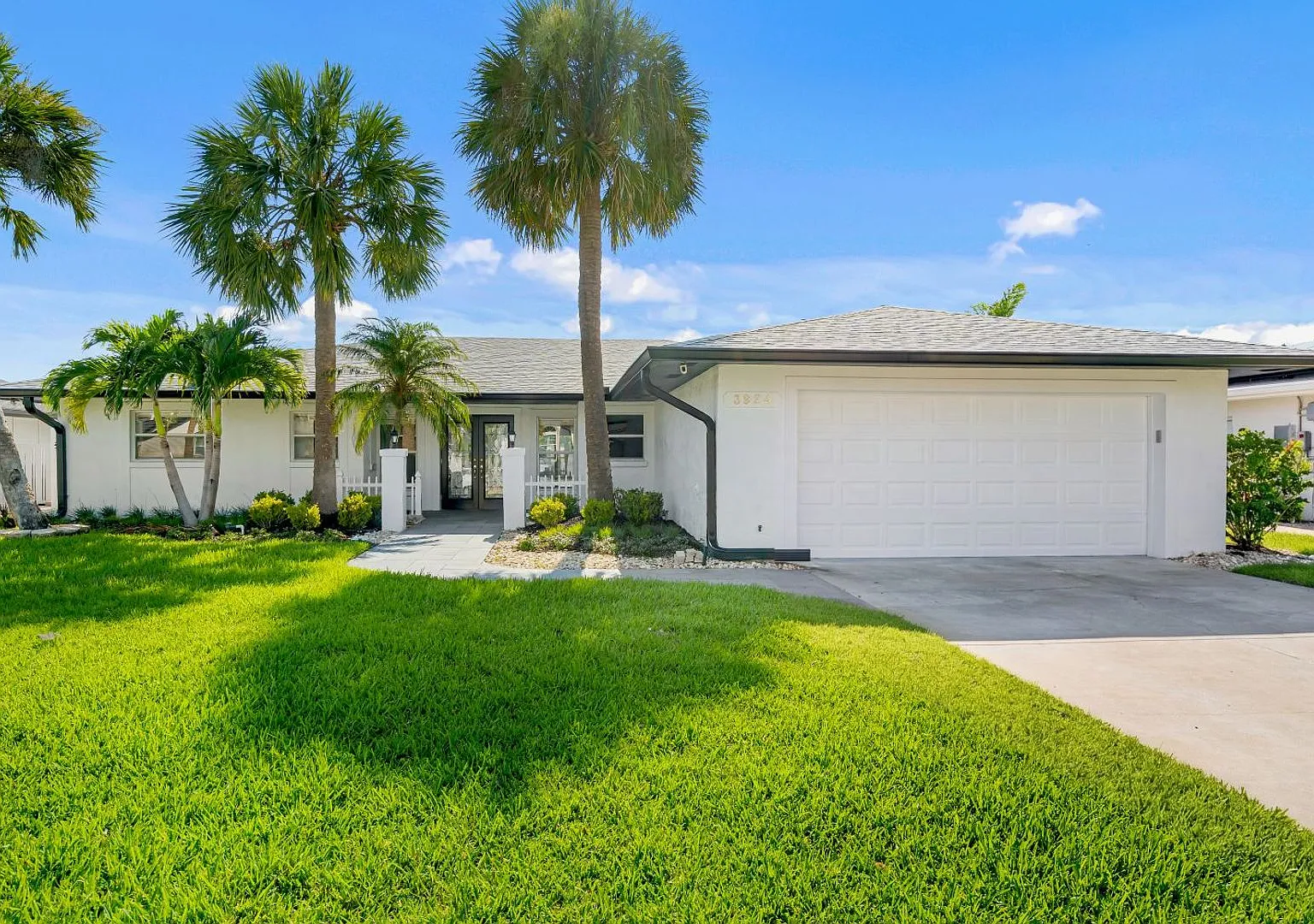 Beautiful Tampa Residence For Rent — Photo 1