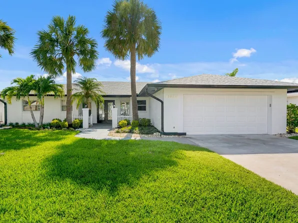 3924 Versailles Dr, Tampa, FL 33634