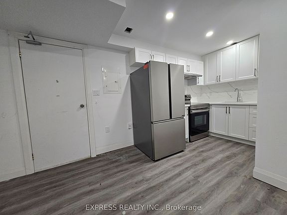 3rd image of 252 James St S #4