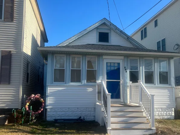 135 W 17th Ave, Wildwood, NJ 08260
