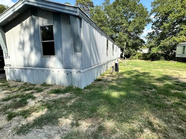 218 Bawcom St #D