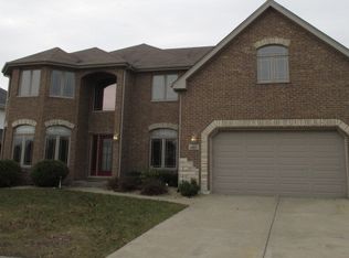 4815 Summerhill Dr, Country Club Hills, IL 60478