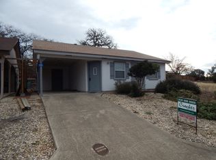 109 Oxford Pl, Kerrville, TX 78028
